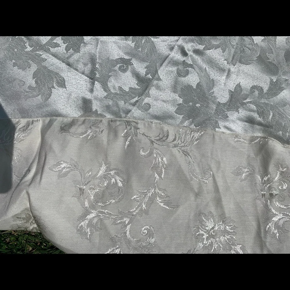 Table cloths